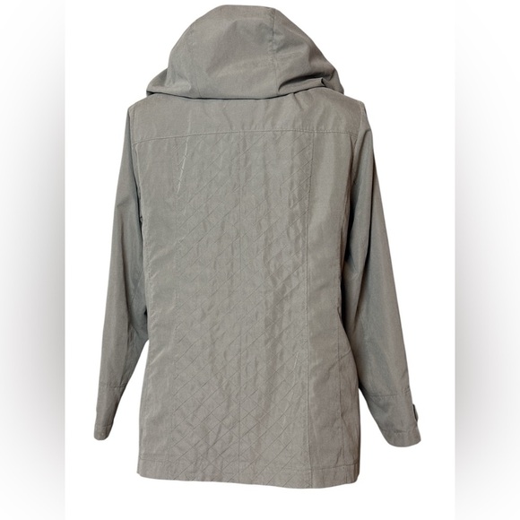 Alia petite spring jacket in Taupe - Picture 3 of 15